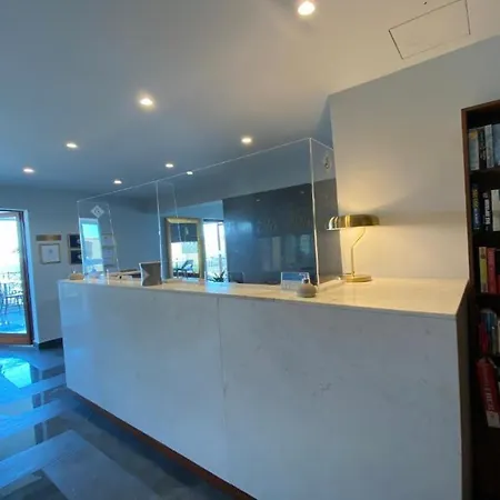 The Duke Boutique Hotel 3*