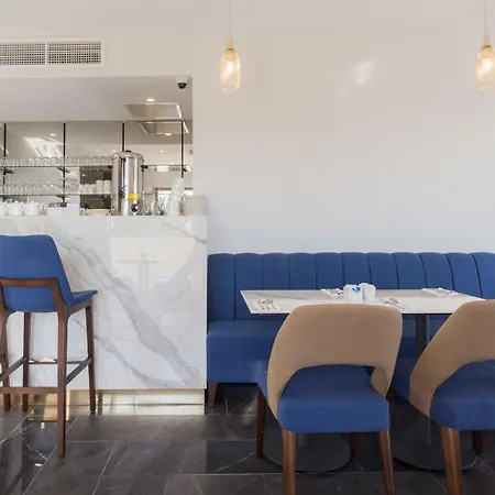 The Duke Boutique 3* Victoria